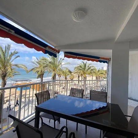 Tarracohomes, Rosa Con Terraza Y Vistas A La Playa Apartment